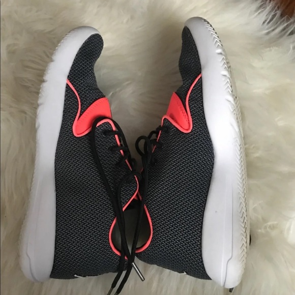 Shoes - Picture 8 of 8